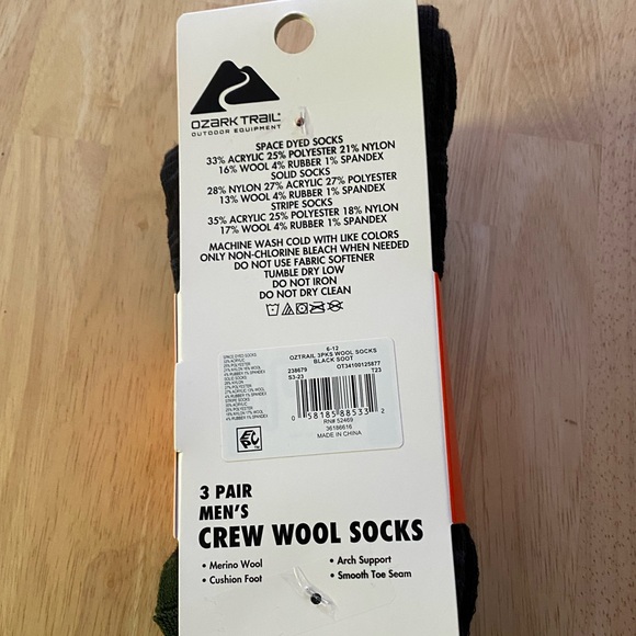 Ozark Trail Men's Merino Wool Blend Socks, 3-Pack - Picture 2 of 2
